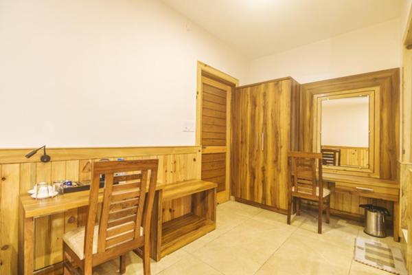 Wow Stayz2 Hotel The Lodge Dharamshala Luaran gambar