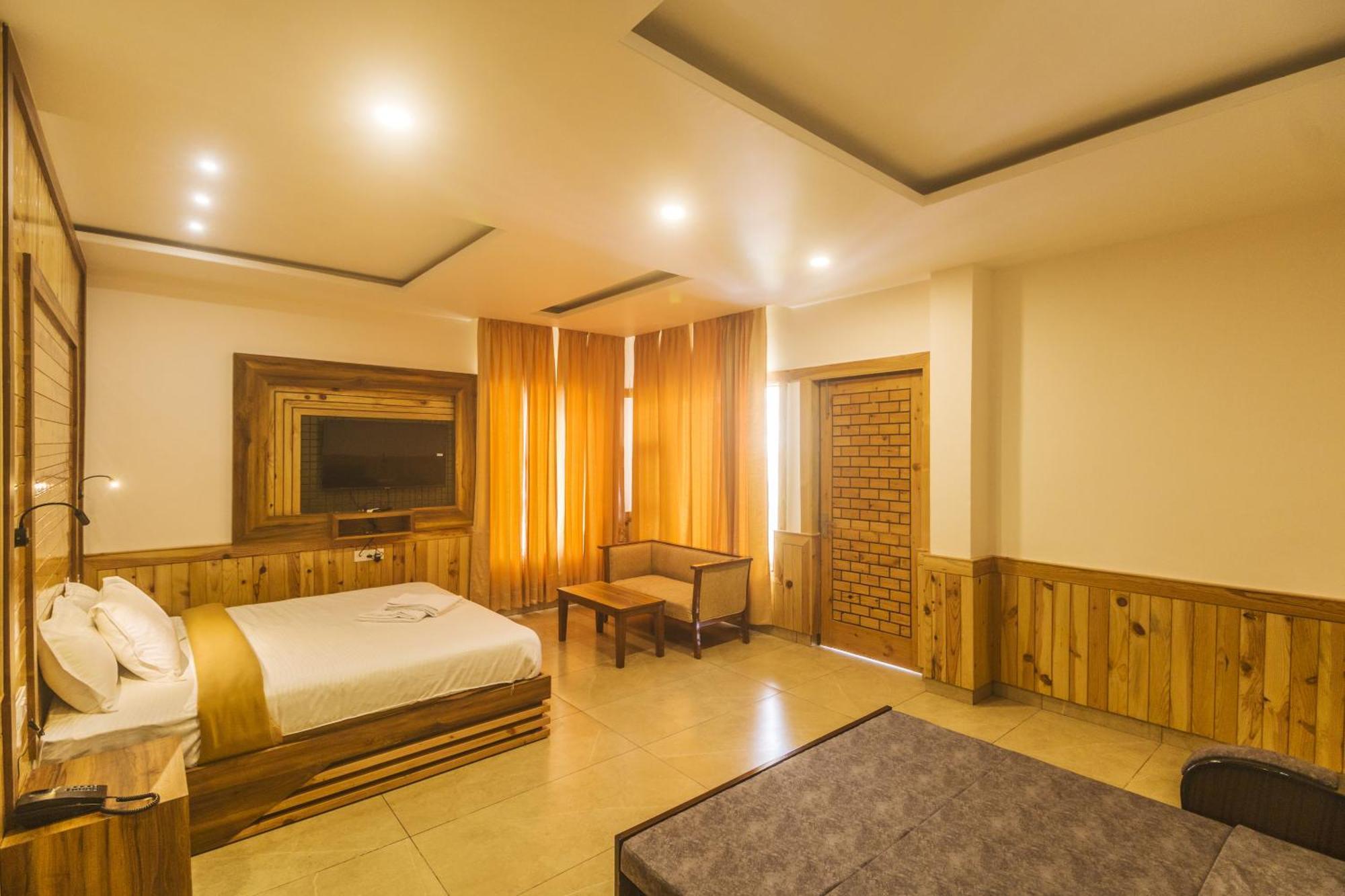 Wow Stayz2 Hotel The Lodge Dharamshala Luaran gambar