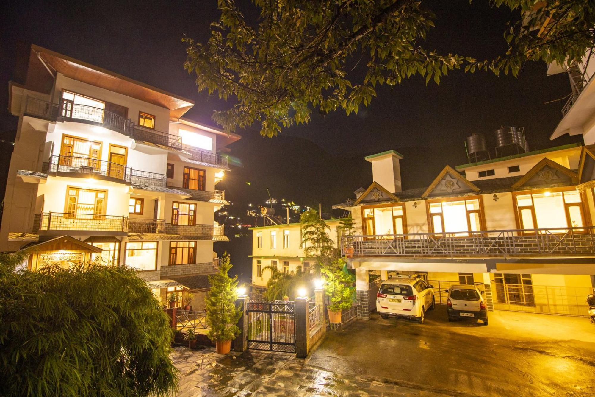 Wow Stayz2 Hotel The Lodge Dharamshala Luaran gambar