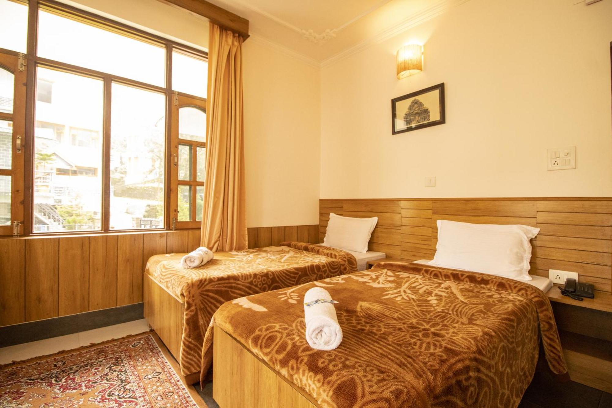 Wow Stayz2 Hotel The Lodge Dharamshala Luaran gambar