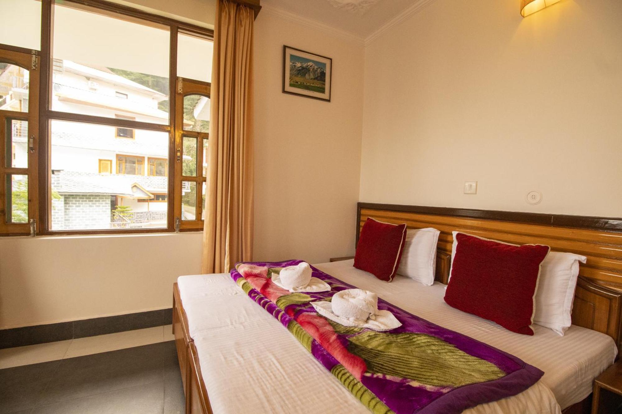 Wow Stayz2 Hotel The Lodge Dharamshala Luaran gambar